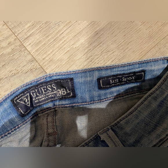 Lot of Guess jeans - Picture 7 of 16